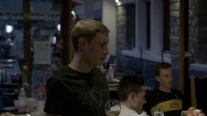 Jumbo Visma's Vingegaard Celebrates a Thrilling Stage 11 Victory 🥂