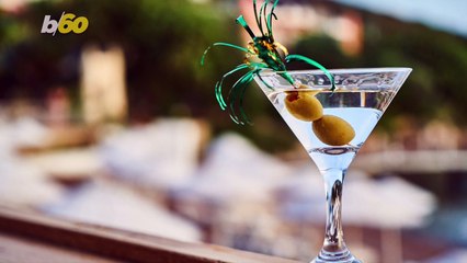 Make a Lasting First Date Impression By Ordering These Drinks