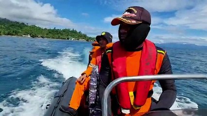 Treze desaparecidos após naufrágio de balsa na Indonésia