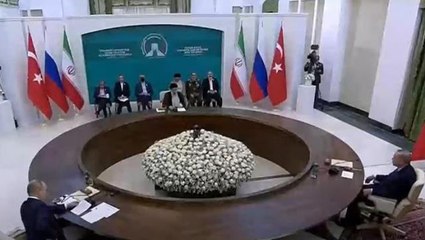 Cumhurbaşkanı Erdoğan'dan Tahran'daki üçlü zirvede net mesaj: Milli güvenliğimize kast edenleri Suriye'den söküp atmakta kararlıyız