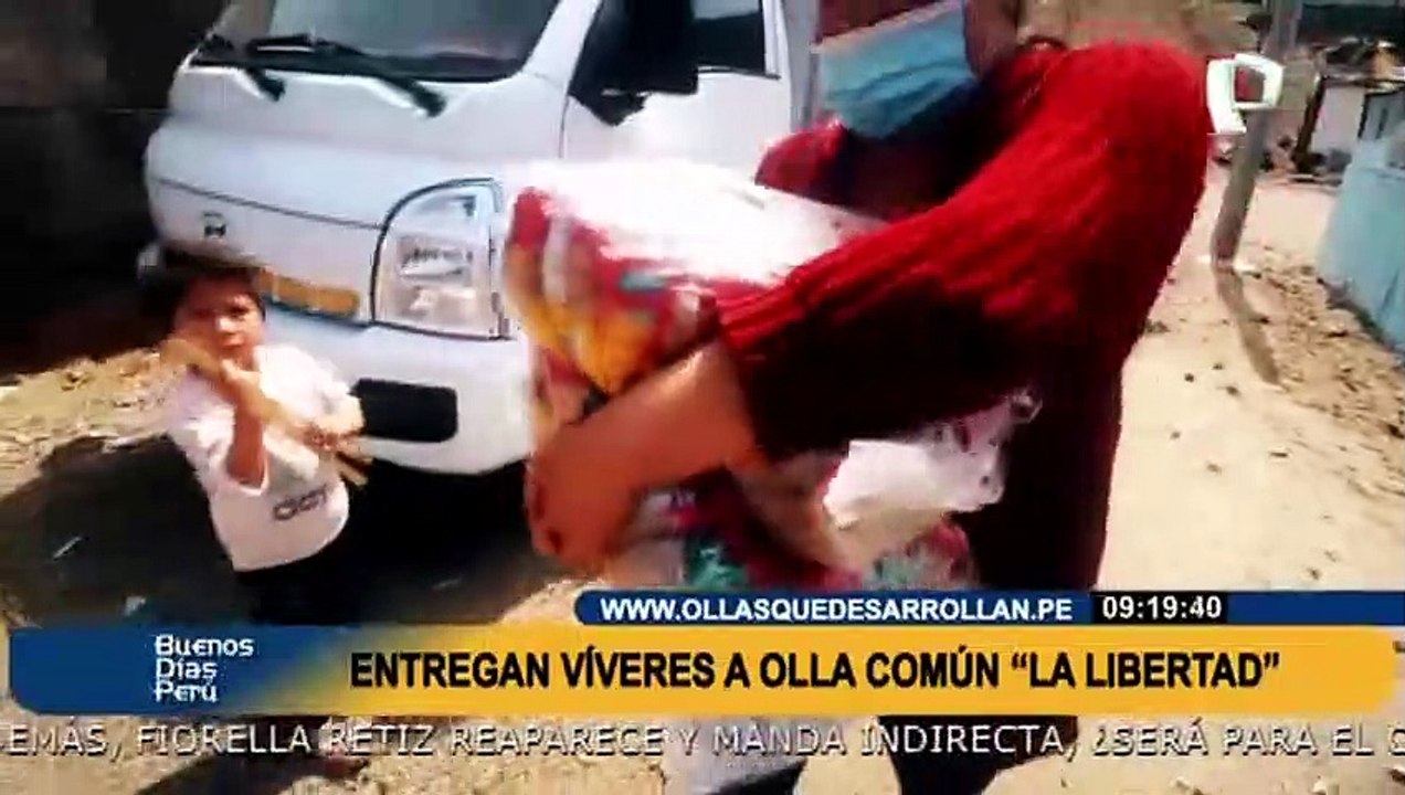 Contra el hambre: entregan víveres en olla común en "La Libertad"