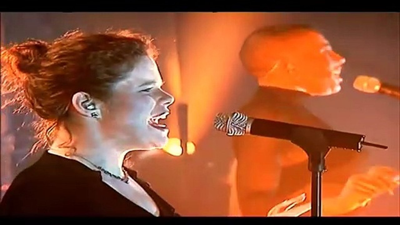 LARA FABIAN LIVE — SILENCE | LARA FABIAN LIVE | (2001 AU ZÉNITH (PARIS))