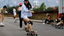 Chinese women take up surfskating amid Covid-19 curbs