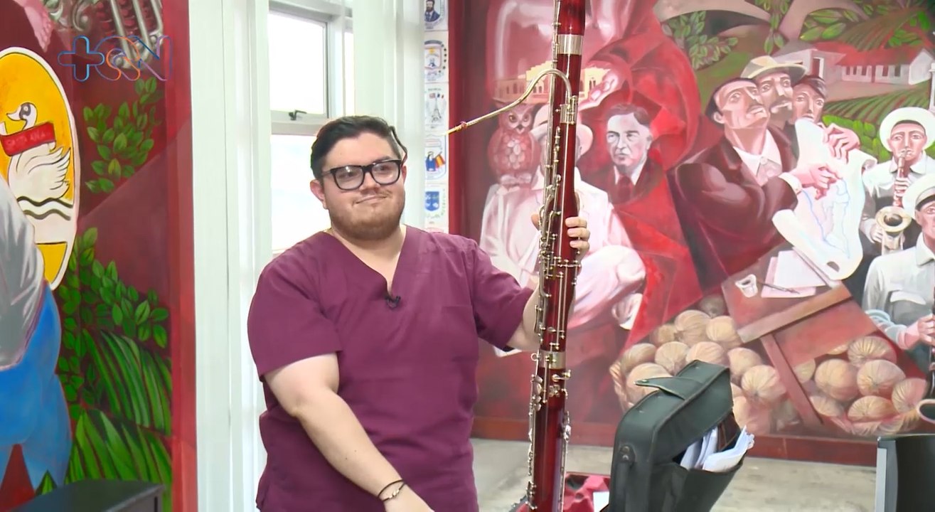 mqn-Gerardo Oviedo se enamoró del fagot a los 8 años y ahora es un músico y directivo de una escuela de música-190722