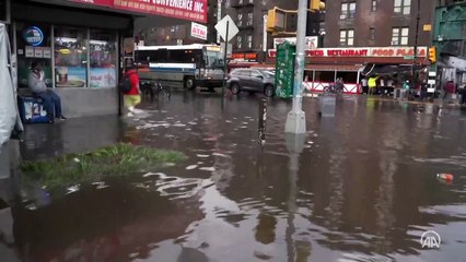 New York ve New Jersey eyaletlerinde su baskınları meydana geldi