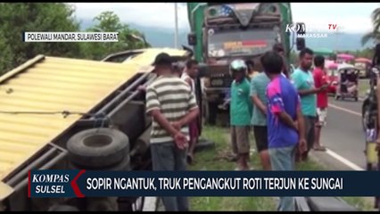 Sopir Ngantuk, Truk Pengangkut Roti Terjun Ke Sungai