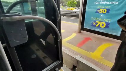 Seçim döneminde naralar atan Ekrem'den çıt yok! Öğrencilere skandal hamle