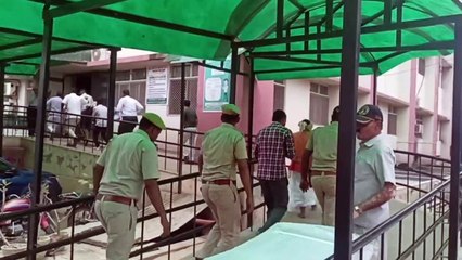 भरतपुर में संत विजय बाबा ने लगाई खुद को आग, आत्मदाह की कोशिश