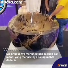 Perempuan Tunjukkan Bathtub Termahal Seharga Rp 15 M, Warganet: Mandi Pakai Ember Can't Relate