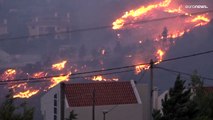 شاهد: حرائق الغابات تستعر قرب أثينا وتضرر منازل وإخلاء مستشفى