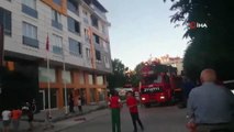 Apartmanda çıkan yangında dumandan etkilenen 5 kişiyi itfaiye kurtardı