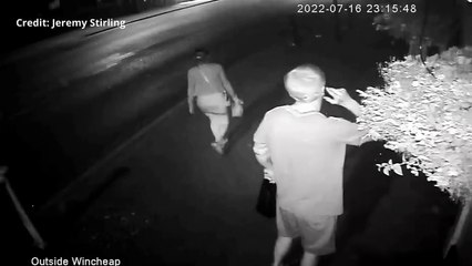 Thieves steal pub baskets in Canterbury