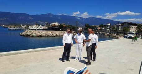 EDREMİT'TE TEKNE BATTI, 1 KİŞİ YÜZEREK KURTULDU, 2 KİŞİ İSE ARANIYOR