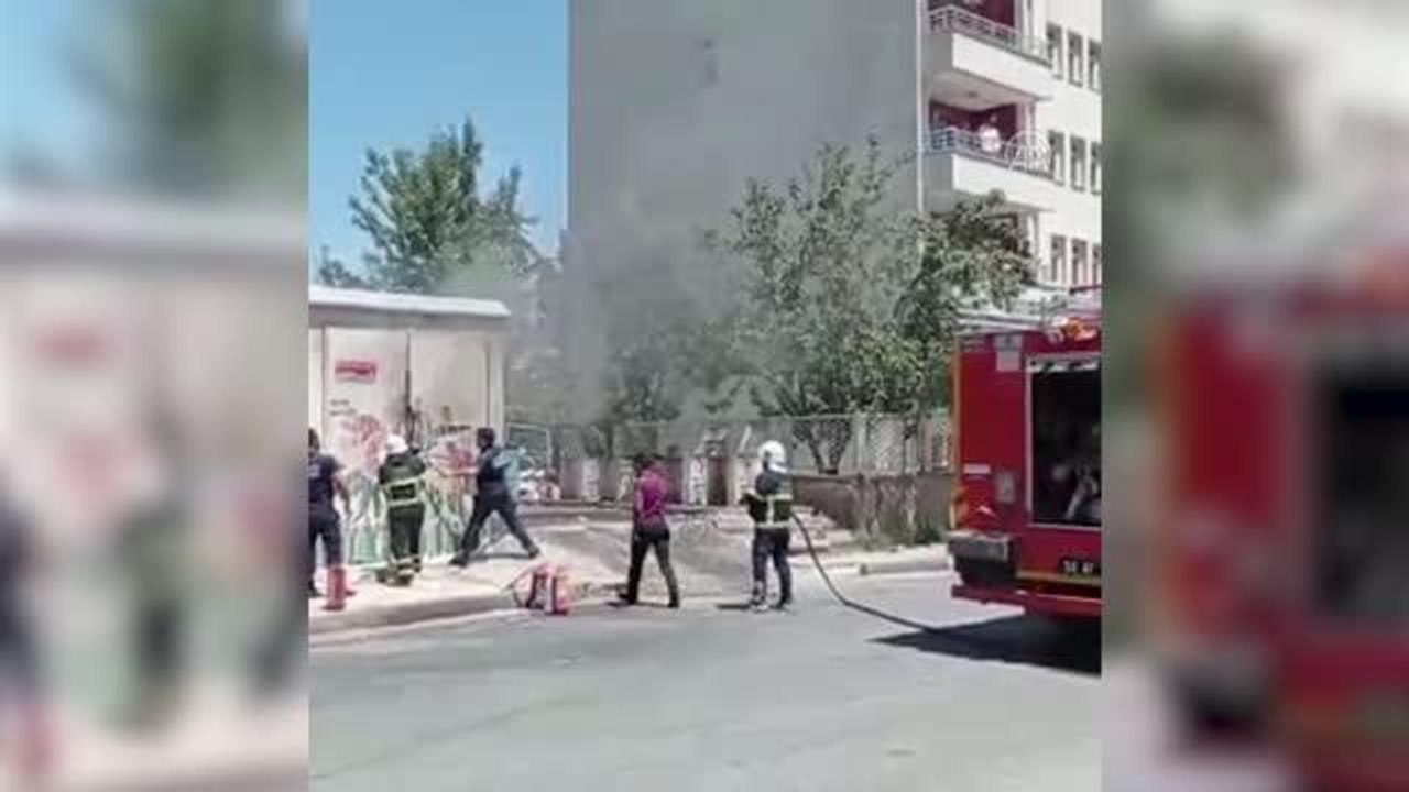 Elektrik trafosu yandı