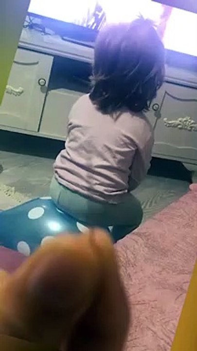 Funny Baby Girl Balloon Fail Funny Video Lolz
