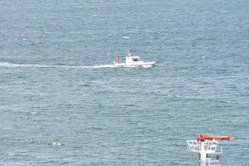 Tekirdağ'da şiddetli rüzgar; Sahil Güvenlik'ten denize açılmayın uyarısı