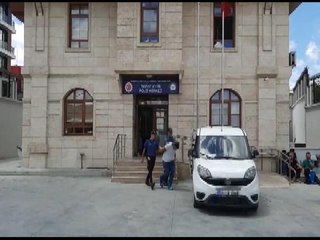 Son dakika haberi! ARNAVUTKÖY'DE DURAKTA AHLAKSIZ HAREKET YAPAN ŞÜPHELİ YENİDEN GÖZALTINA ALINDI