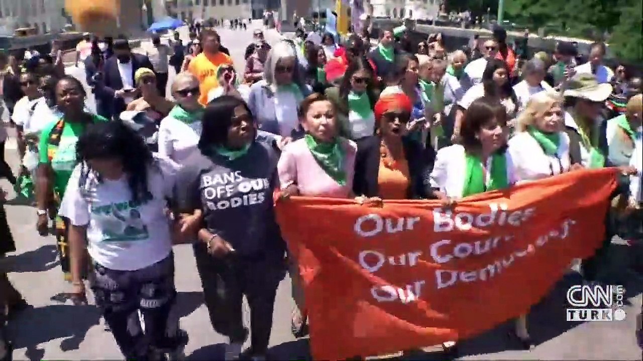 ABD’li siyasetçi ve göstericilerden kürtaj eylemi