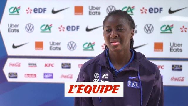Les Bleues racontent leur début - Foot - Euro (F)