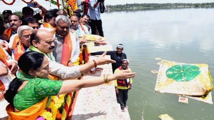 ಚಾಮುಂಡೇಶ್ವರಿಗೆ ವಿಶೇಷ ಪೂಜೆ ಸಲ್ಲಿಸಿದ ಬೊಮ್ಮಾಯಿ ದಂಪತಿ | *Karnataka | OneIndia Kannada