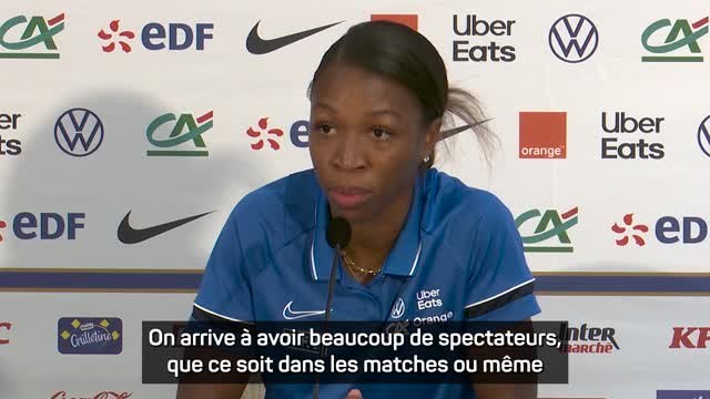 Bleues - Geyoro : “J'espère qu'on va remporter ce quart de finale”