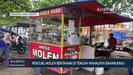 Penjual Molen Bertahan di Tengah Mahalnya Bahan Baku