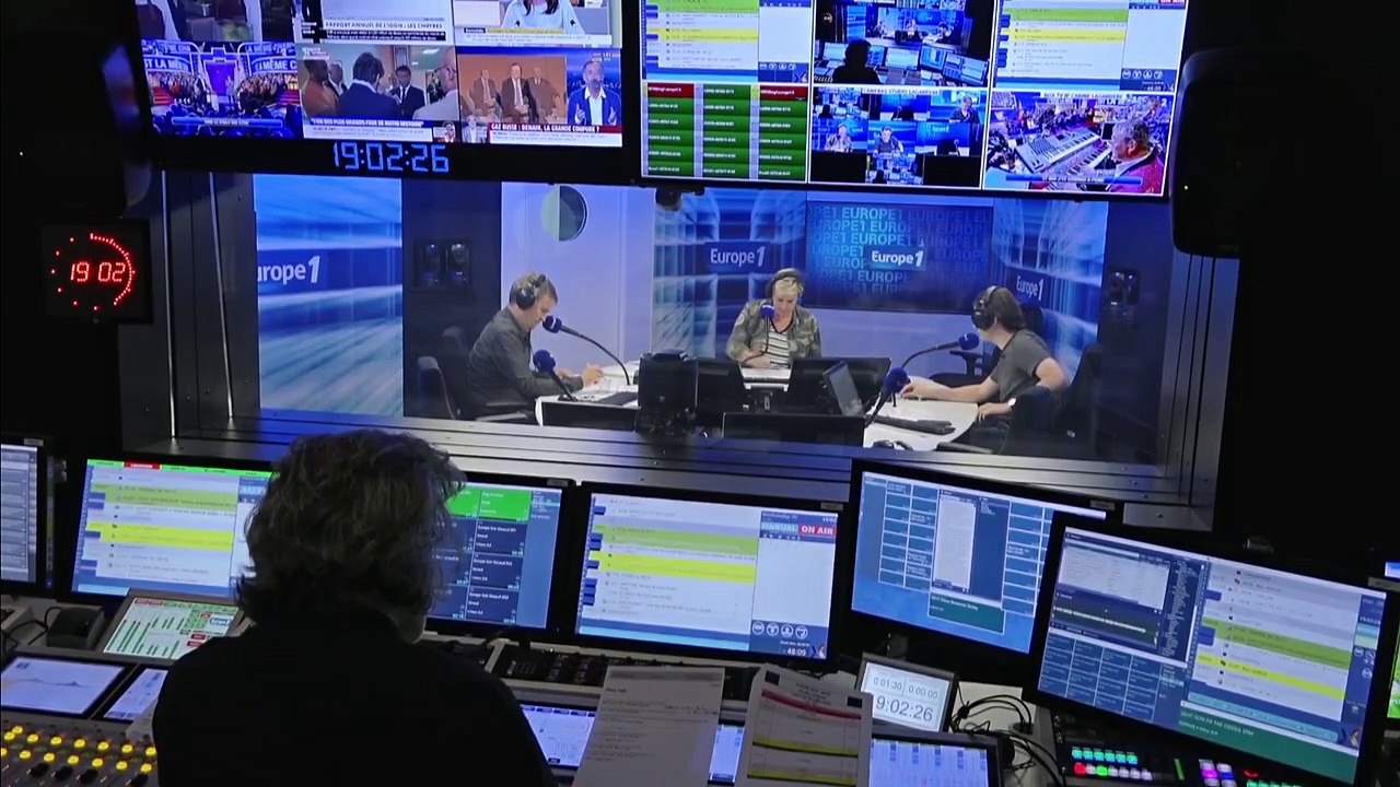 Incendies en Gironde : "Il faut acheter plus" d'avions contre les incendies, dit Macron