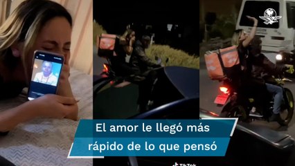 Joven pide comida a domicilio y se enamora del repartidor