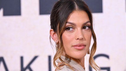 Voici : "Attention les amis" : Iris Mittenaere met en garde ses fans contre une nouvelle arnaque