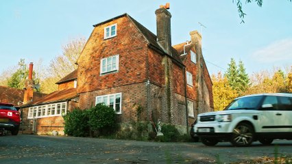 Dogs Behaving (Very) Badly S04E09