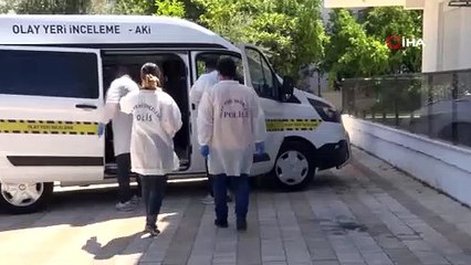 Ev sahibi kokudan şüphelendi, kiracısı evinde ölü bulundu
