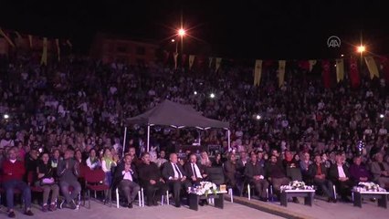 Dede Korkut Uluslararası Kültür ve Sanat Şöleni'nde Öykü Gürman konser verdi