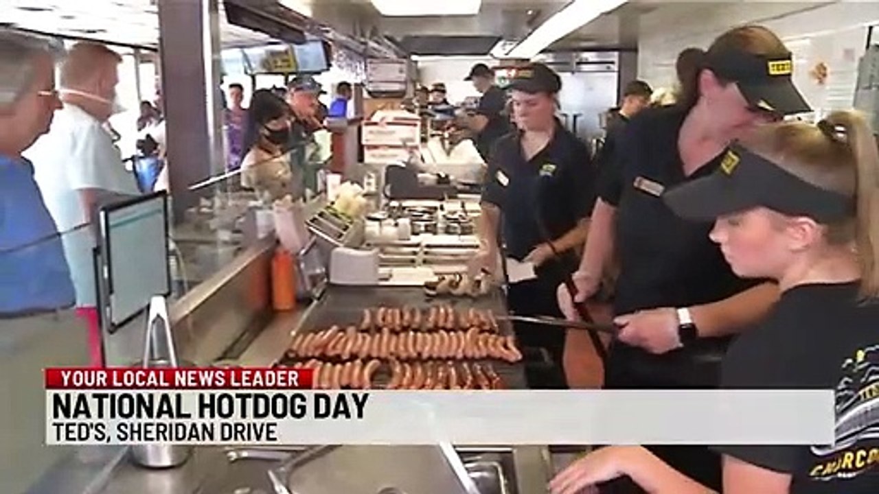 Rayzor's Dawg House offering free hot dogs Wednesday for National Hot