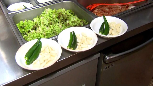 채소 리필은 한 번만 ...물가 폭등에 고깃집 '이중고' / YTN