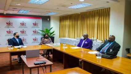 GOV'T MINISTERS MEET WITH SCRAP IRON DEALERS