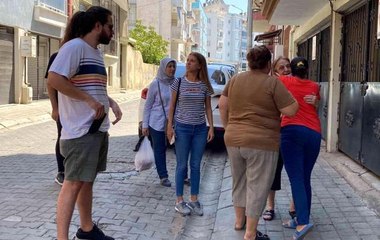 Öldü sandıkları komşuları yürüyerek çıkıp gelince hüngür hüngür ağladılar