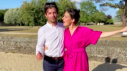 VOICI - Pékin Express : Claire, grande gagnante de l'édition 2021 avec son père Christophe, va se marier