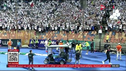 تحية الجمهور لمؤمن زكريا