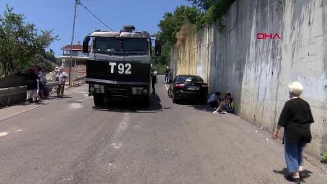 Son dakika haberleri... BEYKOZ'DA OLAYLI YIKIM; POLİS HAVAYA ATEŞ AÇTI