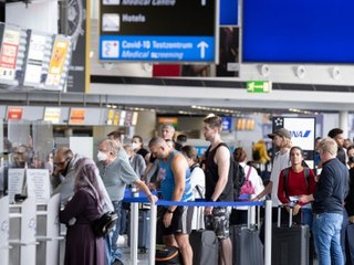 Ferienstart: Frankfurter Flughafen erwartet härtestes Wochenende