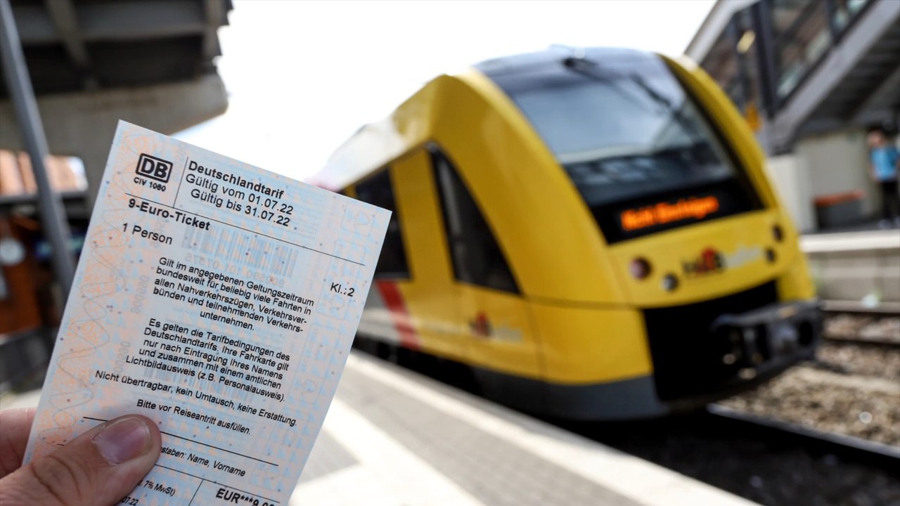 Verkehrsbetriebe fordern Verlängerung des 9-Euro-Tickets
