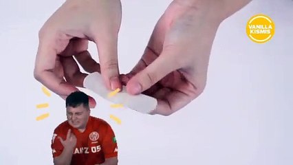 Cara Paling Kemas Tampal Plaster Luka Di Jari