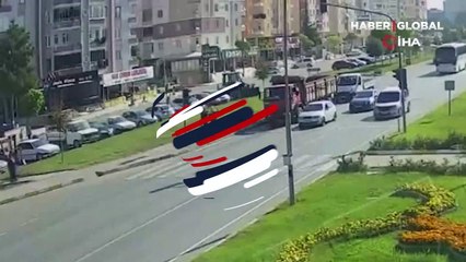 2 kişinin öldüğü korkunç kaza anı güvenlik kamerasında