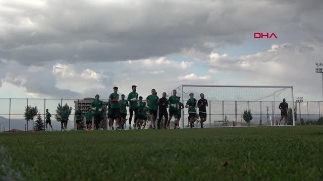 Giresun haber... SPOR Giresunspor Teknik Direktörü Hakan Keleş: Çoğu oyuncumuzla anlaşamadık