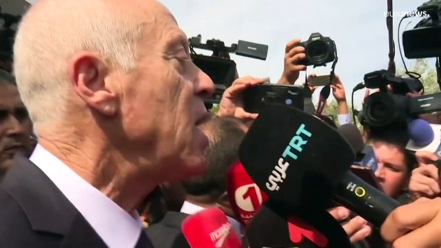 بين الانقلاب و الجمهورية الجديدة .. قيس سعيد يسعى لقيادة تونس منفرداً