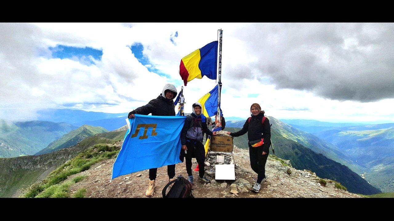 CIRCUIT M-ȚII FĂGĂRAȘ Stâna lui Burnei - Vf. Moldoveanu (2544 m ) - Lacul Galbena  - Stâna lui Burnei