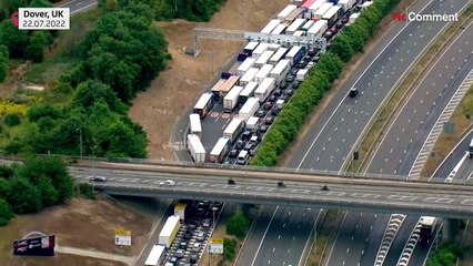 UK blames France as travelers face port delays