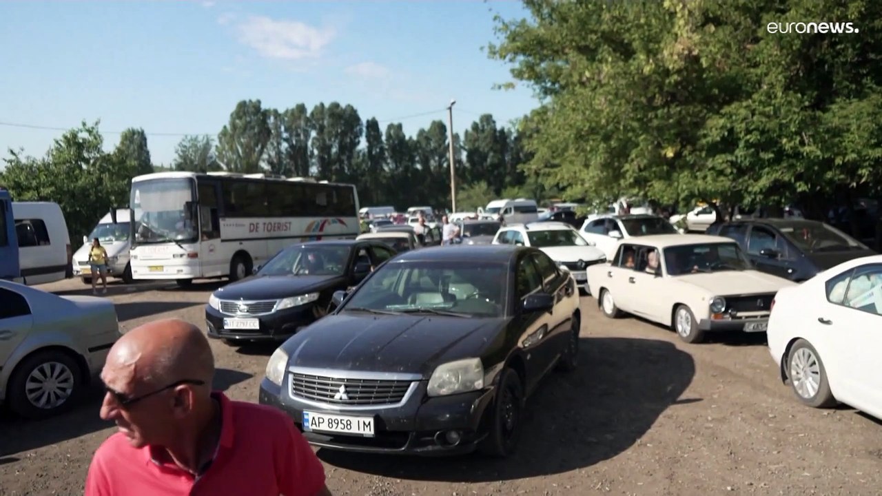 Zurück in die besetzte Heimat: Übergang für Ukrainer an der Frontlinie