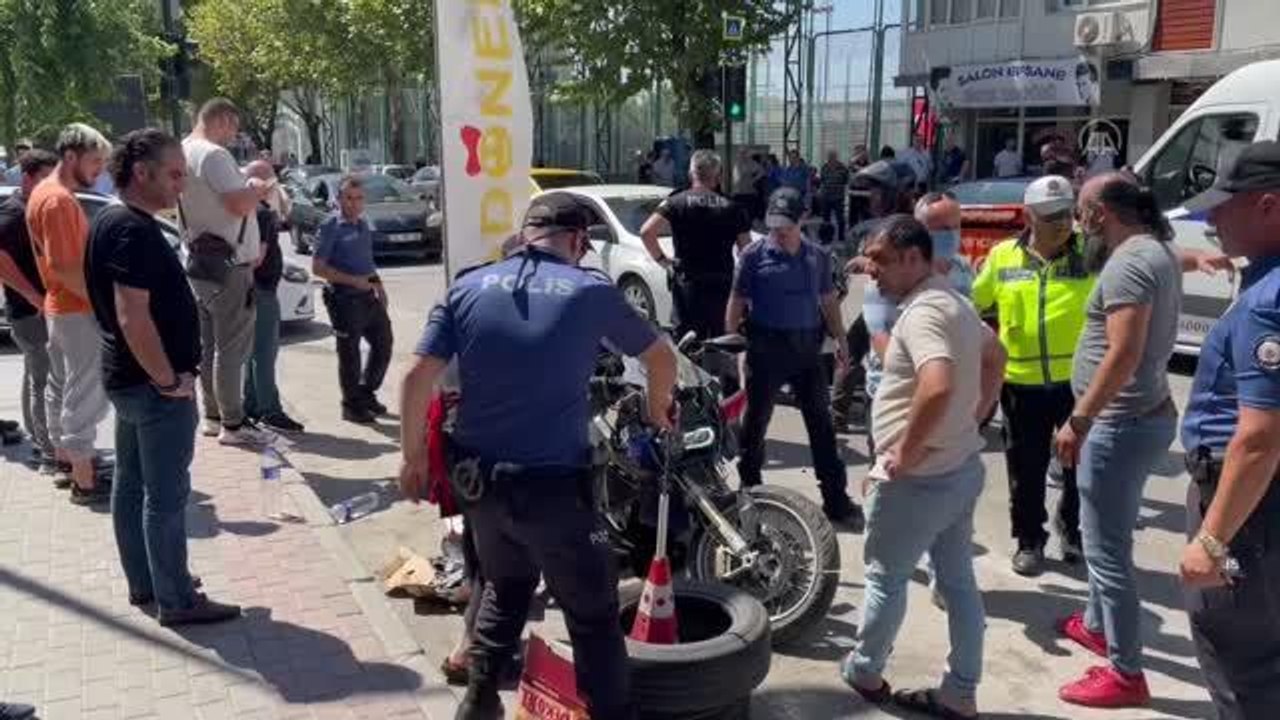 Son dakika haber... Yunus timlerinin karıştığı kazada 2 polis yaralandı