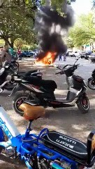 Dos motos eléctricas se incendian en parqueo del Hospital Provincial de Holguín